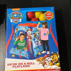 Nickelodeon PAW Patrol Blue and Red Playland incl 20 soft flex balls 34”x34”